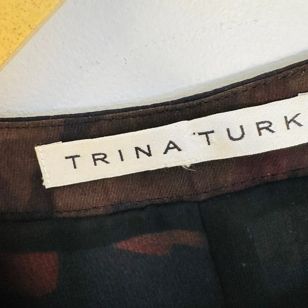 Trina Turk Sleeveless Faux Wrap Top Women XS Black Floral Peplum